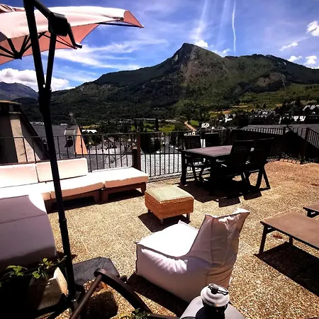 Tensina Home: Esqui En Formigal Y Panticosa Apartment Sallent De Gallego